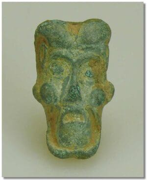 Romain - Masque en bronze - IIIème-IVème siècle ap. J.-C.