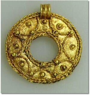 Romain - Pendentif en or - IVème-VIème siècle ap.J.-C.