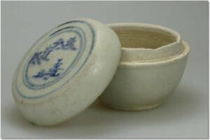 Vietnam - Dynastie Ming - Boite à parfum  - 15ème siècle