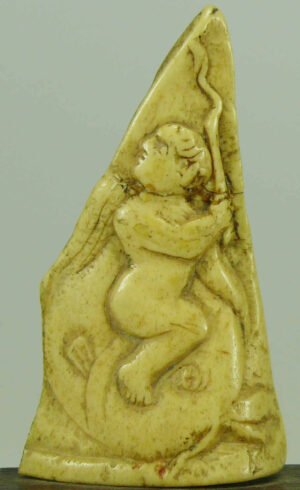 Romain - Gravure sur os - 2ème-3ème siècle Romain - Gravure sur os - 2ème-3ème siècle