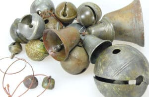 Ensemble de grelots et cloches en bronze - 19ème siècle