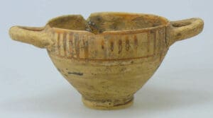 Grèce - Petit skyphos à 2 anses - 4ème-2ème siècle av. J.-C.