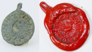 Moyen Age - Sceau en bronze