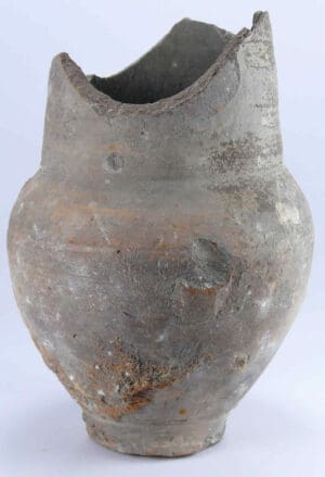 Mérovingien - Pot en terre cuite 