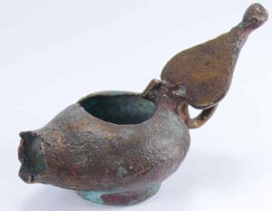 Byzance - Lampe à huile en bronze - 4ème-10ème siècle ap. J.-C.