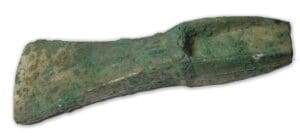 Age du bronze - Hache à talon IIIe mill. ac J.-C.