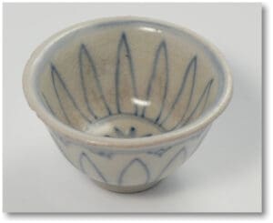 Vietnam - Dynastie Ming - Tasse  - XVe siècle