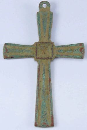 Byzance - Croix en bronze - 6ème-10ème siècle ap. J.-C.