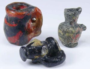 Romain - Petits vases en pâte de verre - 2ème-4ème siècle ap. J.-C.
