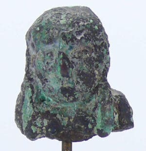 Mésopotamie - Tête en bronze - 3ème mill. av. J.-C.