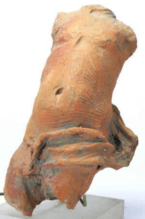 Renaissance - Fragment de statuette en terre cuite