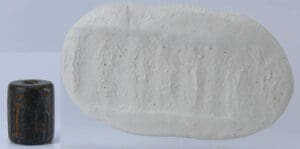 Sumérien - Sceau cylindre en pierre - 2ème mill. av. J.-C.