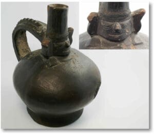 Pérou - Civilisation Chimu - Vase étrier - 1000/1500 ap J.-C.