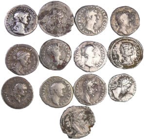 Lot de 13 deniers romains