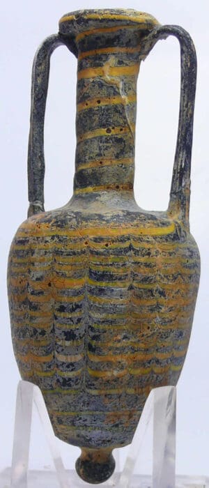 Grèce orientale - Amphorisque en pâte de verre noire. 200-100 av. J.-C.