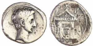 Octave Auguste - Denier (30-29 av. J.-C.) - Curia Julia, maison des sénateurs