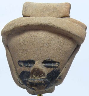 Précolombien - Veracruz - Mexique - Tête en terre cuite - 500-900 ap. J.-C.