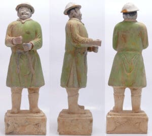 Asie - Chine - Epoque Ming - Serviteur en terre cuite - 1368 / 1644 