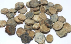 Europe - Lot de 47 plombs de scellement - 17ème siècle