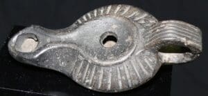 Romain - Lampe à huile noire - 200 / 400 ap. J.-C.