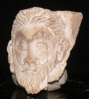 Romain - Tête de philosophe en os - 200 / 300 ap. J.-C.