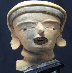 Maya - Mexique - Theotiuacan - Grande tête en terre cuite - 600 / 1000 ap. J.-C.