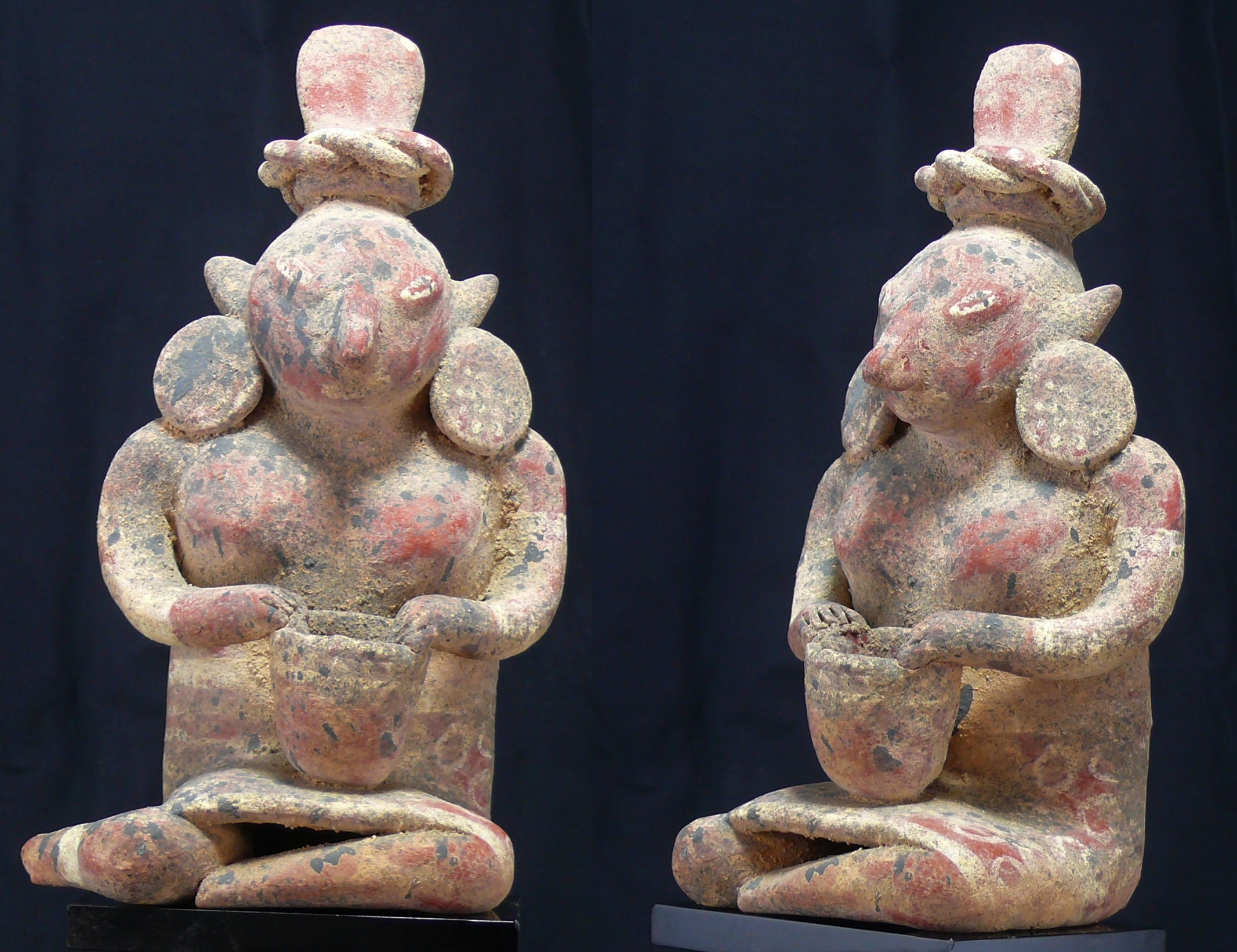 Maya - Mexique - Culture Nayarit - Grande statuette anthropomorphe en terre cuite - 100 av. J.-C. / 250 ap. J.-C. Maya - Mexique - Culture Nayarit - Grande statuette anthropomorphe en terre cuite - 100 av. J.-C. / 250 ap. J.-C.