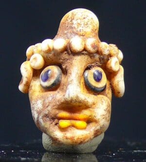 Phénicie ou Carthage - Tête en pâte de verre - 600 / 500 av. J.-C.