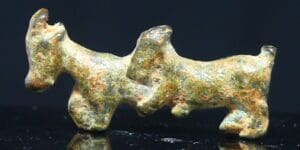 Proche Orient - Luristan - Amulette en bronze représentant des capridés - 1000 / 0 av. J.-C.