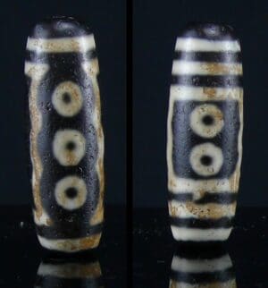 Asie - Tibet - Perle talisman Dzi en agate