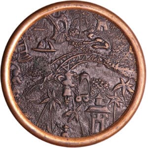 Bouton plat en bronze et laiton - Décors japonais - 18ème siècle