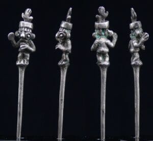Précolombien - Pérou - Chimu - Epingle en argent - 1100 / 1300 ap. J.-C.