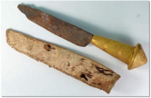 Afrique - Couteau en fer couvert d'or - XVIIIème-XIXème siècle ap. J.-C.