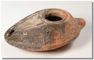 Romain - Lampe à huile en terre cuite - IIIème-Vème siècle ap. J.-C.