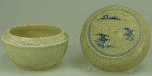 Vietnam - Dynastie Ming - Boite à parfums  - 15ème siècle Vietnam - Dynastie Ming - Boite à parfums  - 15ème siècle