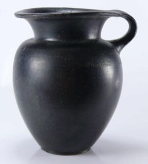 Grande Grèce - Vase à une anse en terre cuite - 400-300 av. J.-C.
