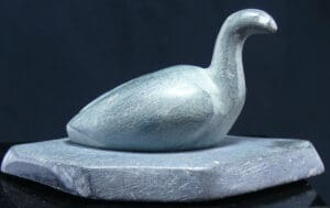 Canada - Inuit - Sculpture inuite en pierre représentant un oiseau - Année 1970 / 1980