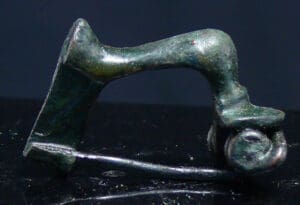 Romain - Fibule en bronze - 200 ap. J.-C.