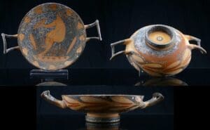 Grèce - Italie du sud - Kylix en terre cuite - 4ème siècle av. J.-C.