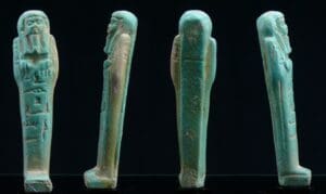 Egypte - Basse époque, 26-30ème dynastie - Oushebti en fritte émaillée - 664 / 343 av. J.-C.