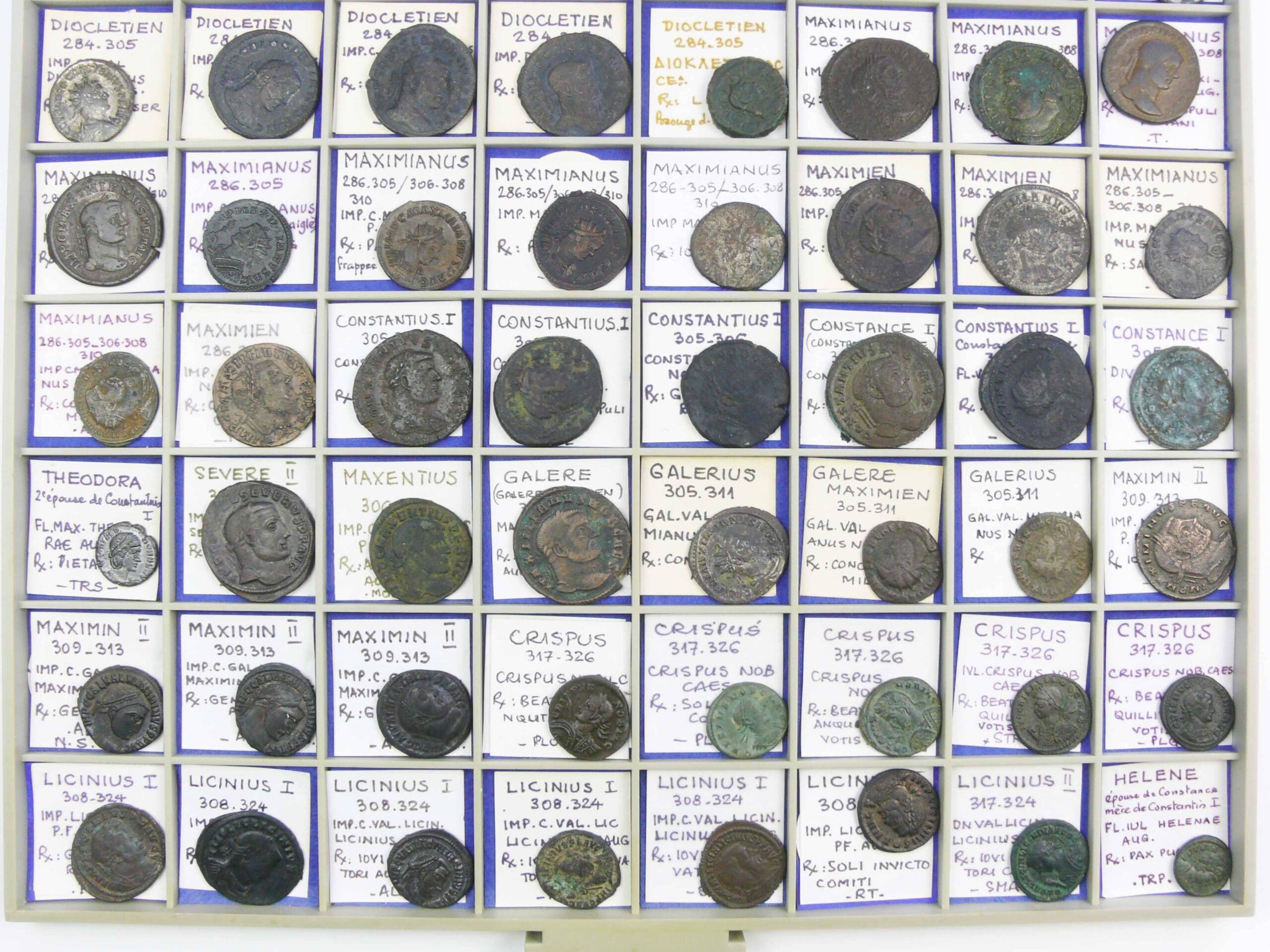 Importante collection de 416 monnaies romaines Importante collection de 416 monnaies romaines