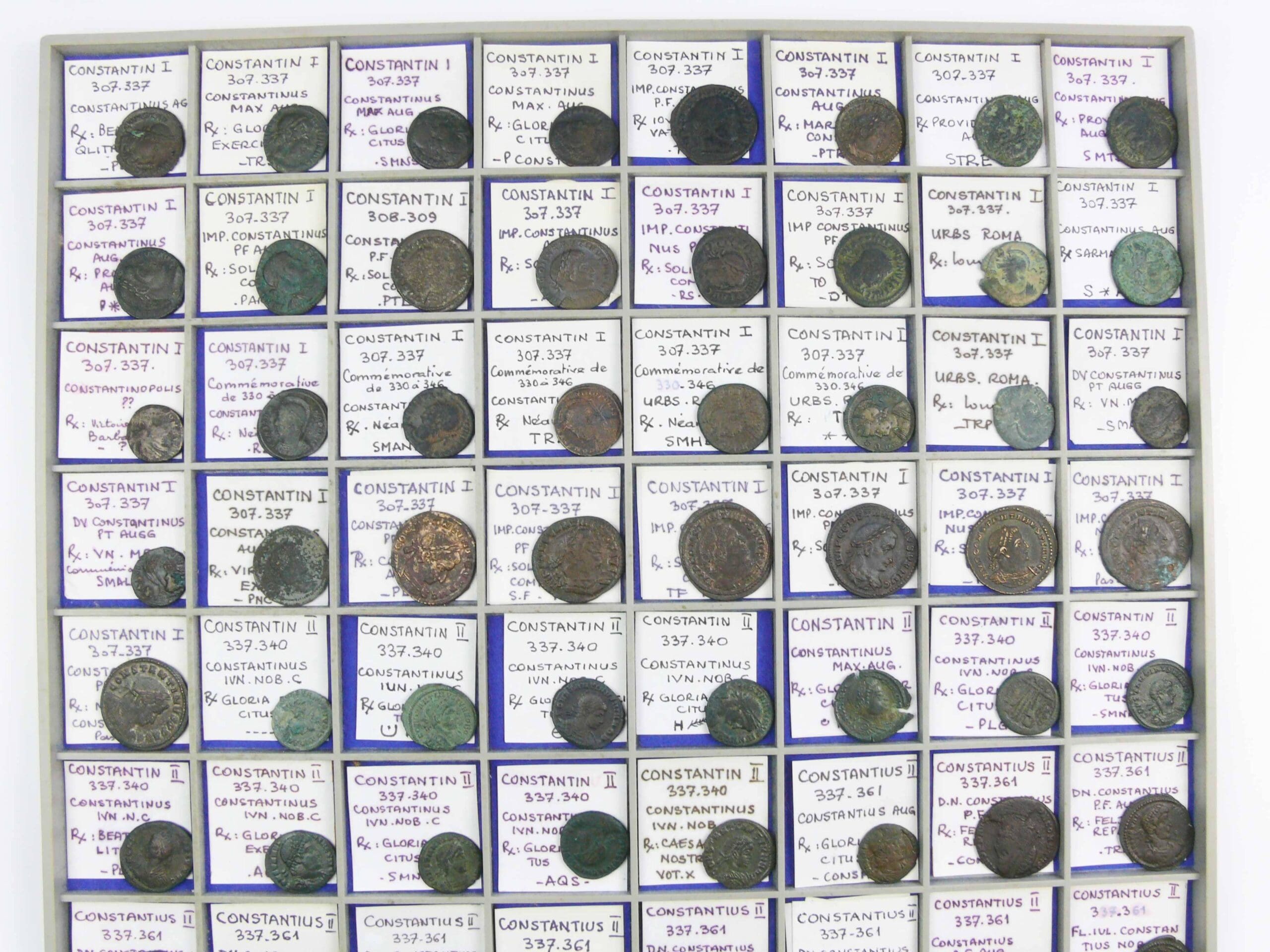 Importante collection de 416 monnaies romaines Importante collection de 416 monnaies romaines