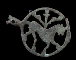 Mérovingien - Rouelle ou plaque châtelaine en bronze - 500 / 700 ap. J.-C.