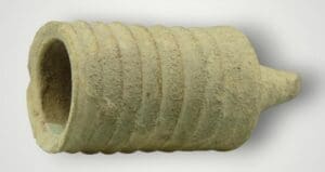 Romain - Elément de canalisation en terre cuite - 1er / 2ème siècle ap .J.-C.