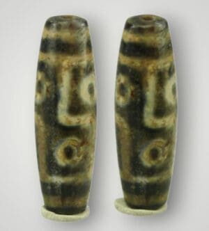 Asie - Tibet - Perle talisman Dzi en agate