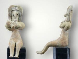 Vallée de l’Indus - Merghar - Statuette de femme assise - 2800 / 2600 av. J.-C.