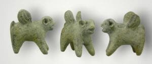 Période phénicienne ou babylonienne - Figurine en pierre granitique grise - Fin 2ème mill av. J.C.