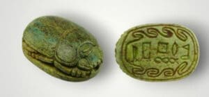 Egypte - Basse époque - Scarabée en pierre calcaire - 664 / 343 av. J.-C. (26ème-30ème dynastie)