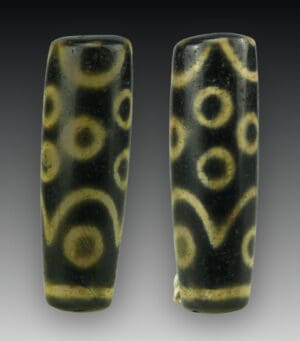 Asie - Tibet - Perle talismanique Dzi en agate