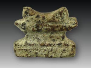 Égypte - Basse Époque - Amulette appui-nuque en pierre - 664 / 343 av. J.-C. (26ème-30ème dynasties)